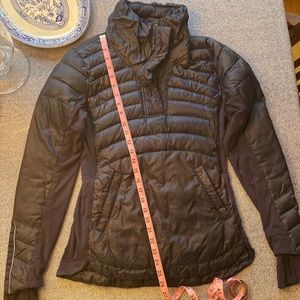 Lululemon Down for it all Running Jacket size 6 Beautiful blue in color